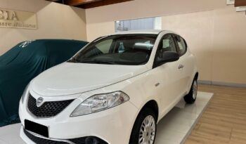 Lancia Ypsilon 0.9 Benzina/Metano – 2016 pieno