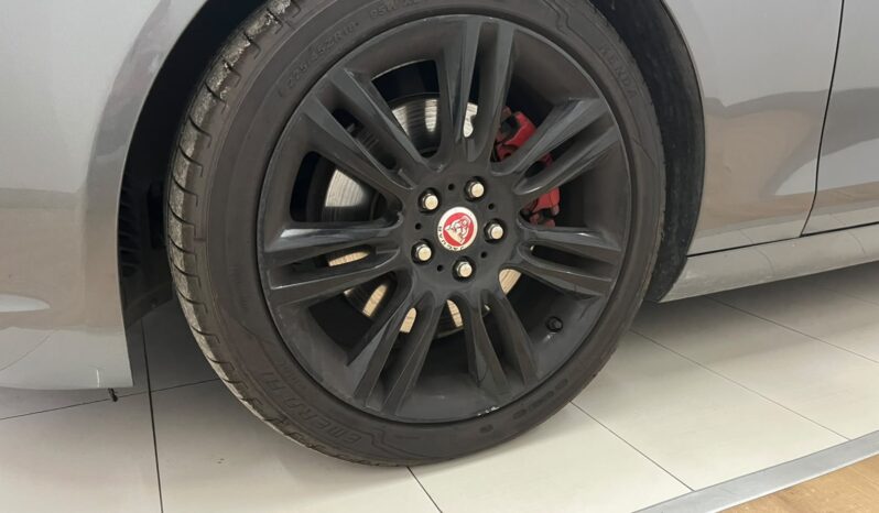 Jaguar XE 2.0 D 180cv Prestige business edition pieno
