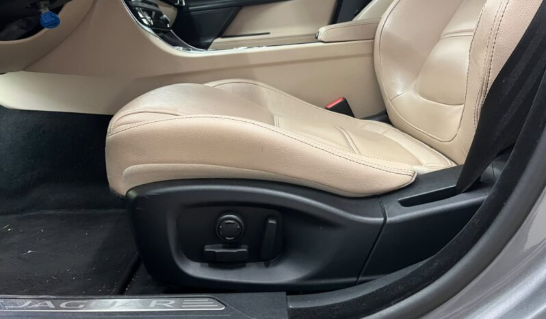 Jaguar XE 2.0 D 180cv Prestige business edition pieno