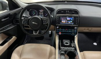 Jaguar XE 2.0 D 180cv Prestige business edition pieno