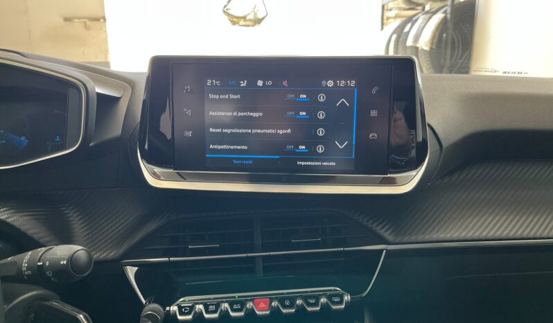 Peugeot 208 1.2 Benzina pieno